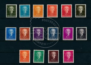 Nederland 1949-51 Frankeerzegels Koningin Juliana 'en face' 16 lage waarden NVPH 518-533 postfris