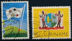 Suriname 1960 Statut du Royaume NVPH 347-348 Estampillé